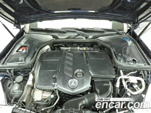 Mercedes-Benz E-Класс 2019 thumb 5