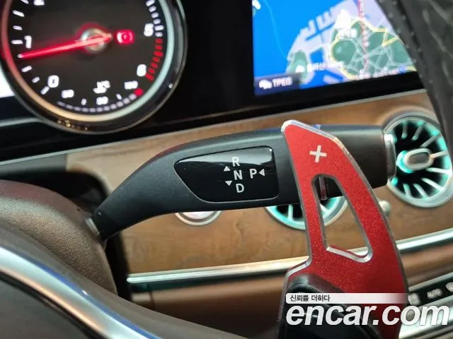 Mercedes-Benz E-Класс 2019 thumb 8