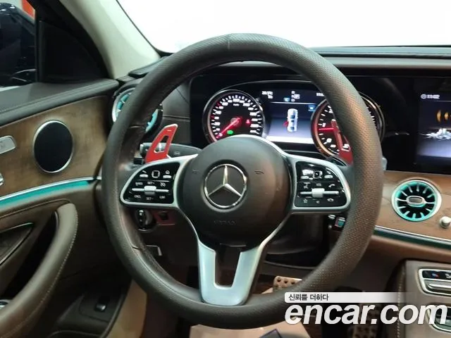 Mercedes-Benz E-Класс 2019 thumb 9
