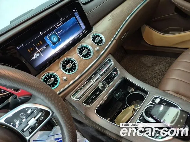 Mercedes-Benz E-Класс 2019 thumb 10