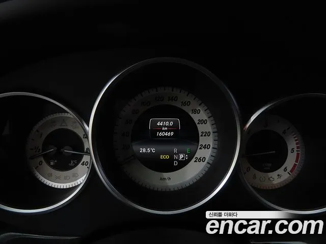 Mercedes-Benz CLS-Class 2016 thumb 9