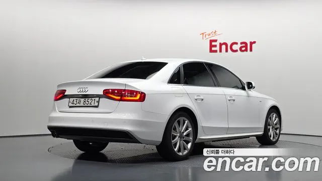 Audi A4 2015 thumb 2