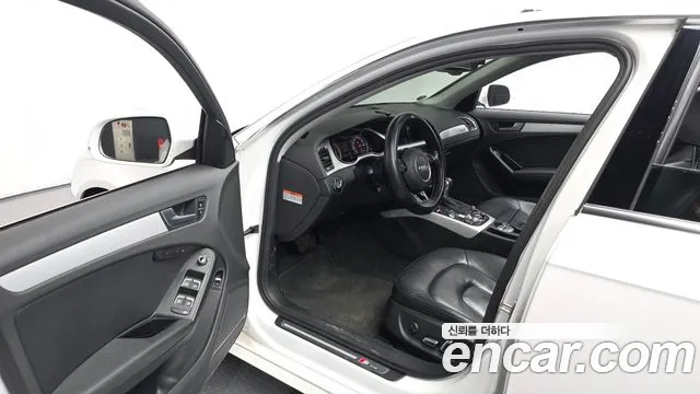 Audi A4 2015 thumb 10