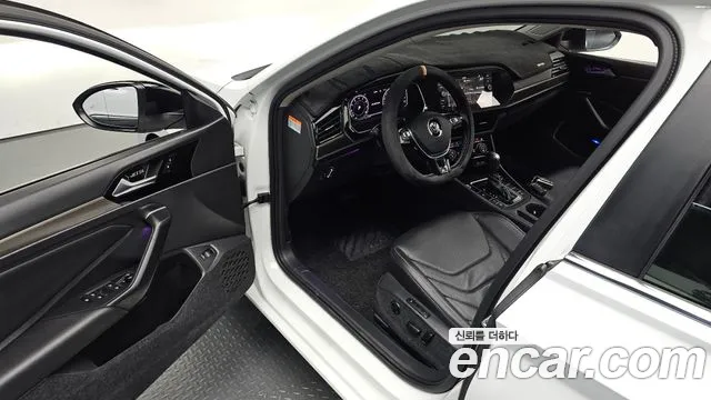 Volkswagen Jetta 2021 thumb 10