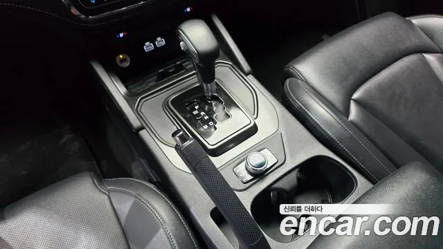 KG_Mobility_Ssangyong Rexton 2022 thumb 9