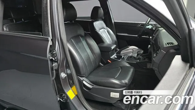KG_Mobility_Ssangyong Rexton 2022 thumb 12