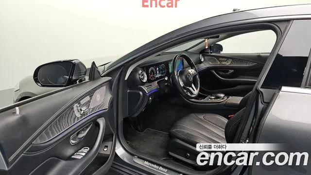 Mercedes-Benz CLS-Class 2019 thumb 9