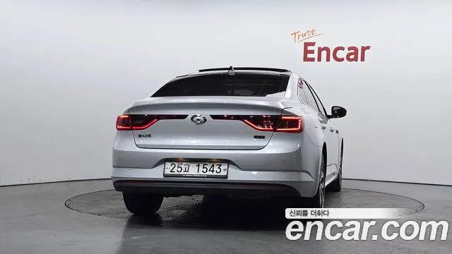 Renault-KoreaSamsung Megane 2017 thumb 3