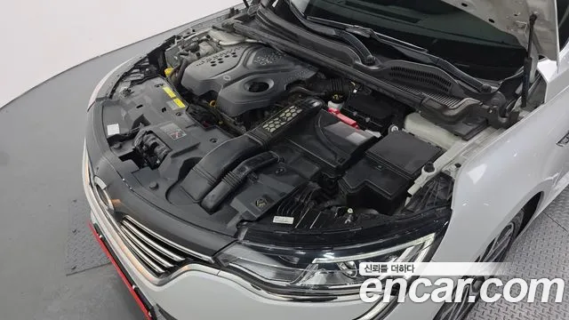 Renault-KoreaSamsung Megane 2017 thumb 5