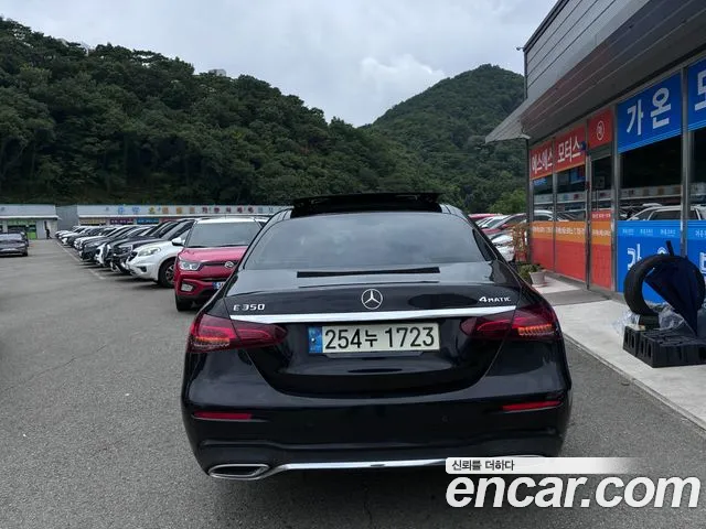 Mercedes-Benz E-Класс 2020 thumb 4