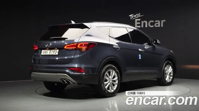 Hyundai Santa Fe 2017 thumb 2