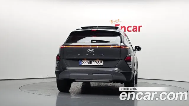 Hyundai Kona 2024 thumb 4