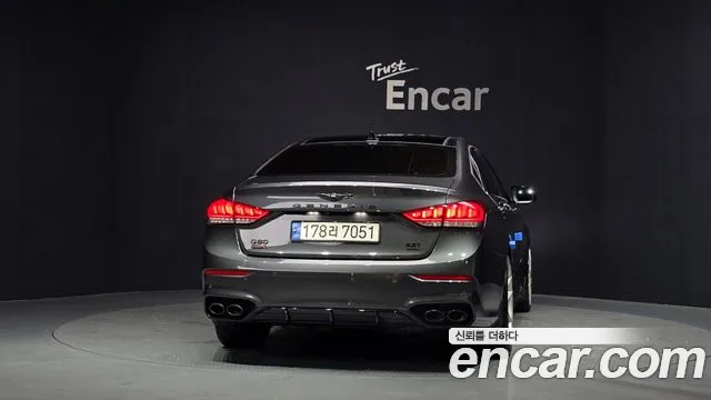 Genesis G80 2017 thumb 4
