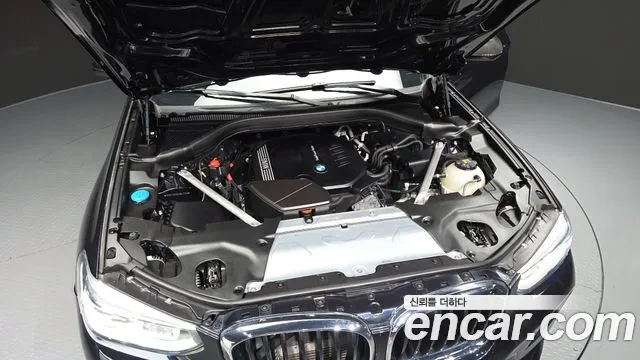 BMW X4 2021 thumb 6
