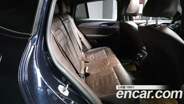 BMW X4 2021 thumb 12