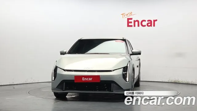 Kia EV4 2025 thumb 2