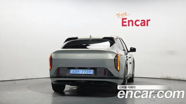 Kia EV4 2025 thumb 3