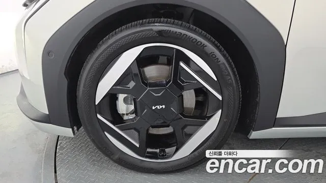 Kia EV4 2025 thumb 4