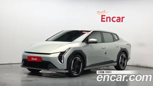 Kia EV4 2025 thumb 11