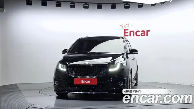 Kia Carnival 2017 thumb 3