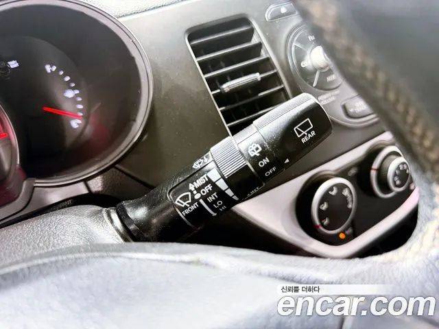 Kia Morning 2011 thumb 8