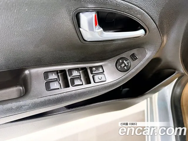 Kia Morning 2011 thumb 9