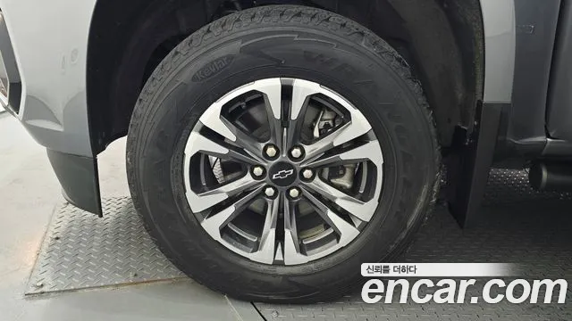 ChevroletGMDaewoo Colorado 2021 thumb 5
