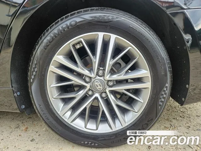 Hyundai Grandeur 2017 thumb 5