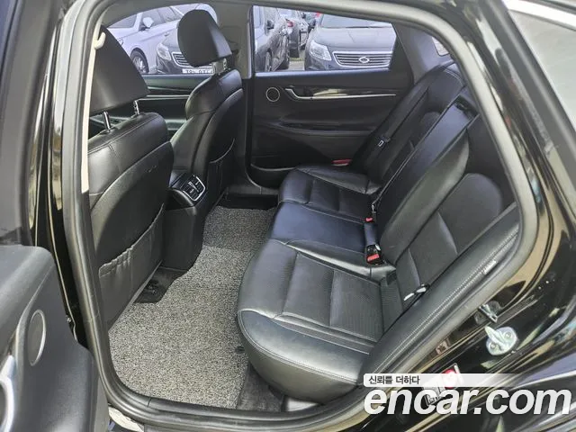 Hyundai Grandeur 2017 thumb 8