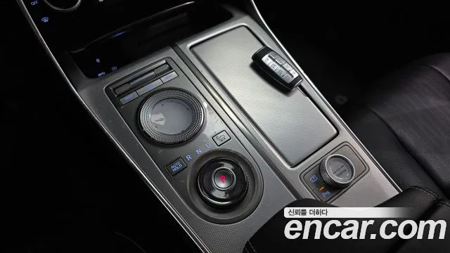 Genesis GV80 2021 thumb 9