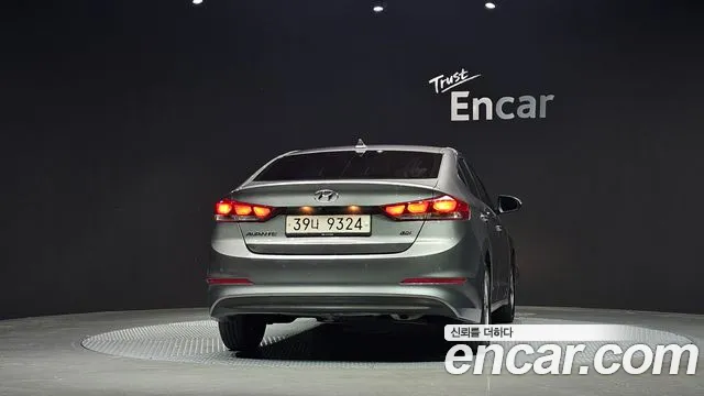 Hyundai Avante 2017 thumb 4