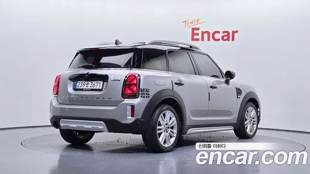 MINI Countryman 2023 thumb 2