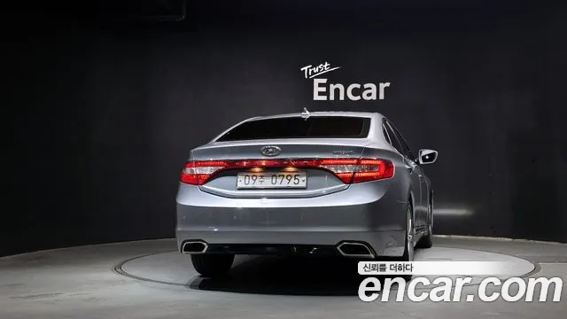 Hyundai Grandeur 2016 thumb 4