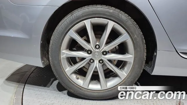 Hyundai Grandeur 2016 thumb 5