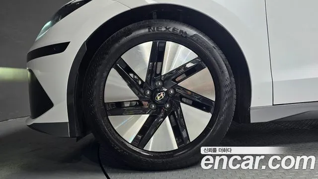 Hyundai IONIQ 6 2023 thumb 4