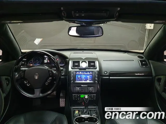 Maserati Quattroporte 2011 thumb 7