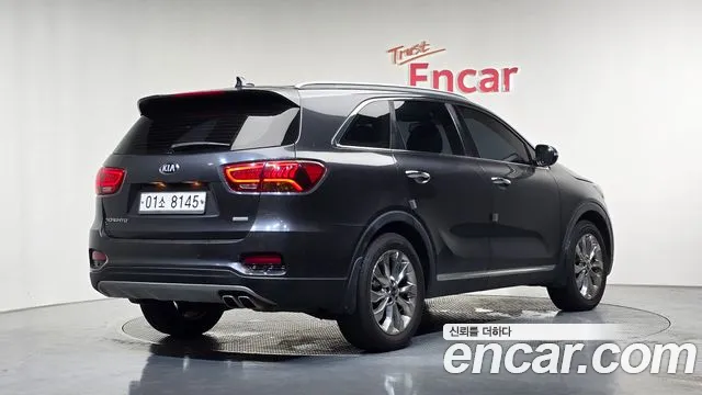 Kia Sorento 2018 thumb 2