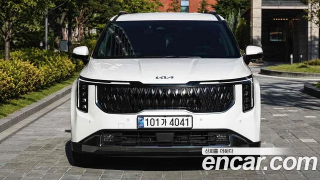 Kia Carnival 2024 thumb 3