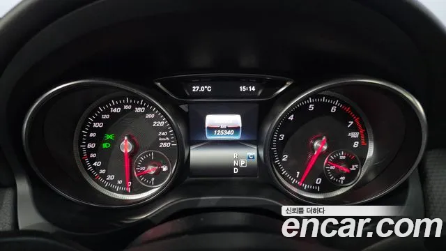 Mercedes-Benz GLA 2017 thumb 8