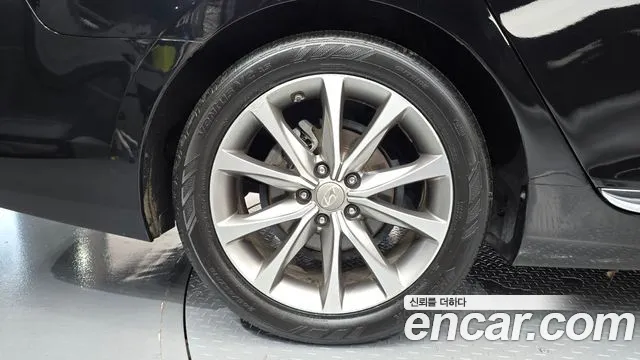 Hyundai Grandeur 2015 thumb 5