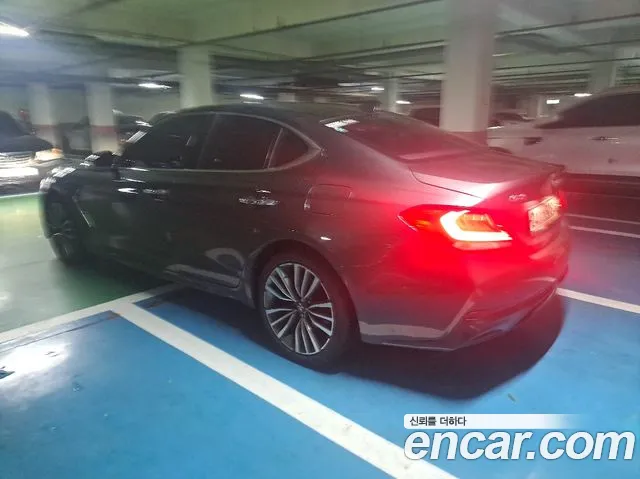 Genesis G70 2019 thumb 4