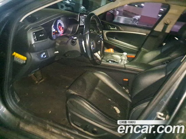 Genesis G70 2019 thumb 10