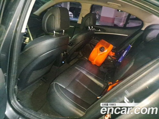 Genesis G70 2019 thumb 12