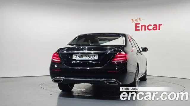Mercedes-Benz E-Класс 2018 thumb 4