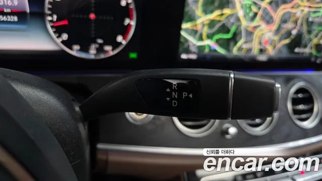 Mercedes-Benz E-Класс 2018 thumb 9