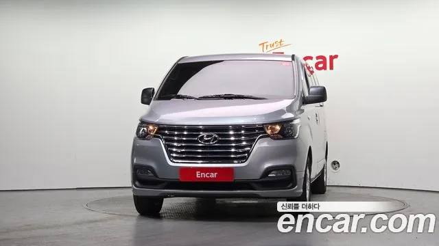 Hyundai Starex 2019 thumb 3