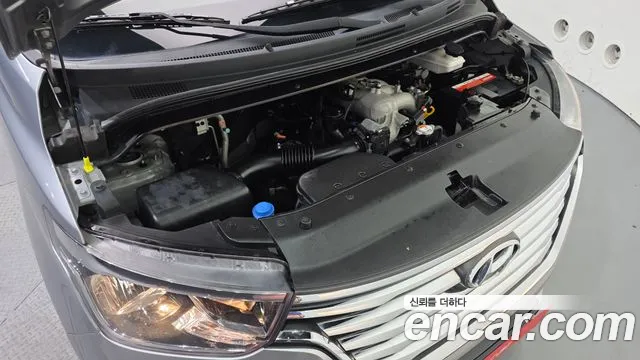 Hyundai Starex 2019 thumb 6