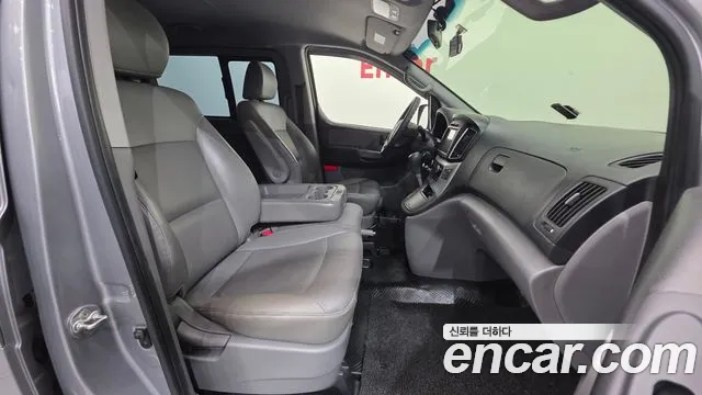 Hyundai Starex 2019 thumb 10