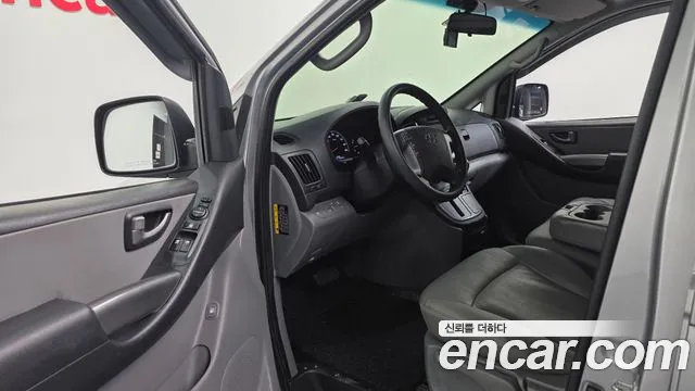 Hyundai Starex 2019 thumb 11