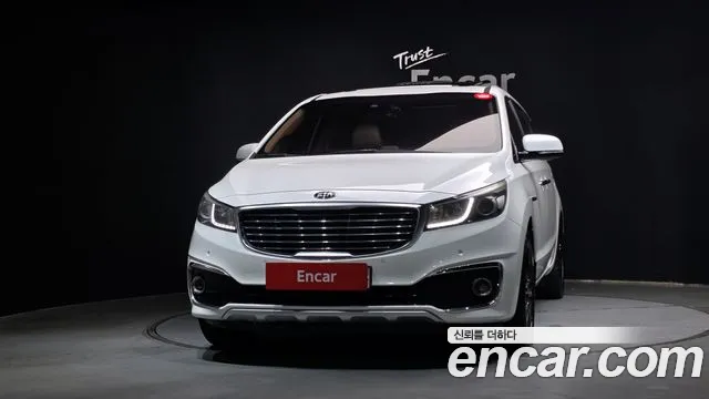 Kia Carnival 2014 thumb 3